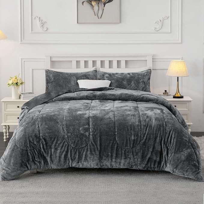 YIYEA Fluffy Queen Size Comforter Set, Luxury Faux Fur Comforter, Ultra Soft Plush Fuzzy Velvet Bedding Comforter Sets for Fall Winter, Cozy Warmth, No Shedding, 3PC, Queen, Dark Grey