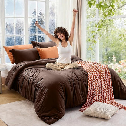 MUXHOMO Queen Comforter Set, All Season Ultra Soft Down Alternative Bedding - 3 Piece Lightweight Bed Set Includes 1 Comforter (90"x90") and 2 Pillow Shams (20"x26"), Dark Brown
