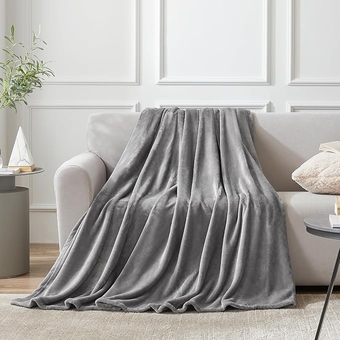Hansleep Fleece Throw Blanket Super Soft Flannel Fuzzy Grey, Plush Cozy Blanket for All Seasons, Grey, Throw 50x60 Inches