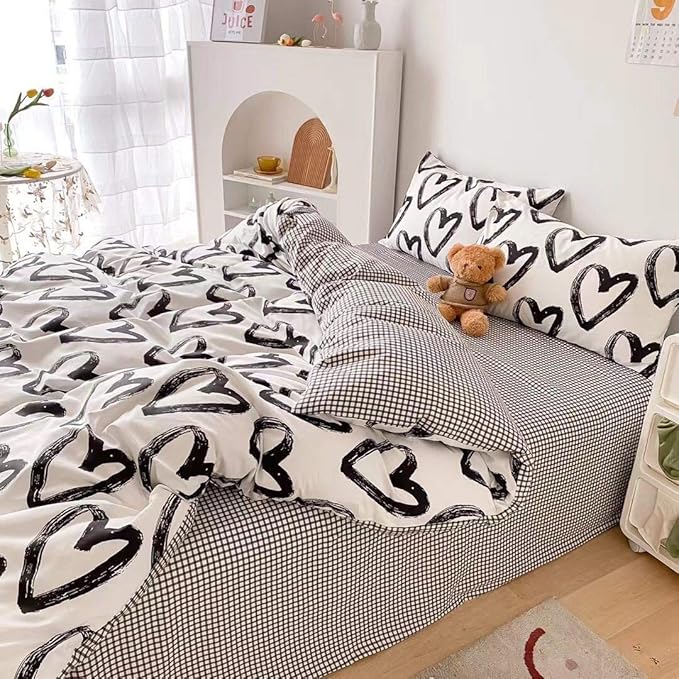 Pureant Love Comforter Set Twin Black and White Comforter Cotton Boho Black Quilts Women Men Heart Shaped Comforters Boys Teens Kawaii Comforter Cute Soft White Bedding Love Heart Twin Size Bedding
