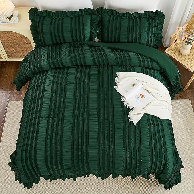 WONGS BEDDING Queen Size Comforter,Christmas Emerald Green Boho Comforter Set Queen,Shabby Chic Bedding Set for Bed, 3 Pieces Soft Lightweight Farmhouse Comforter for All Season 90"×90"