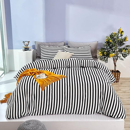 Karever White&Black Stripes Comforter Set Full Women Bedding Set Soft Durable White Striated Bedding Set Black Stripes Ticking Quilts Hotel Quality Comforter Set Girls boy White Black Stripes Bed Set