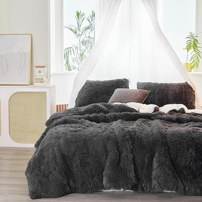Joyreap 3-Piece Plush Shaggy Comforter Set, Full/Queen Size Luxury Faux Fur Sherpa Reversible Bedding Comforter Set, Ultra Cozy Warm Fluffy Bedding Set for Winter (Black, 88x88 inches)