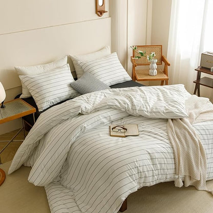 CLOTHKNOW Striped King Size Comforter Set White Black Bedding Comforter Sets Farmhouse Black Stripes Comforter with 2 x Pillow Cases