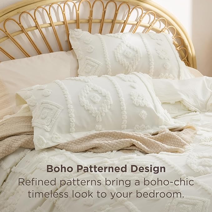 Bedsure Boho Tufted White Comforter King Size, GentleSoft™ 3 Pieces Boho Farmhouse Decor Bedding, Exquisite Shabby Chic Bedding for All Seasons, 1 Bed Comforter, 2 Pillow Shams, 104x90 Inches