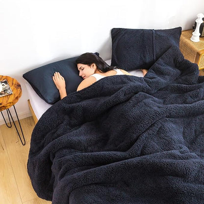 COTTEBED Warm Comforter Queen Size Sherpa Comforter Set Fuzzy Bedding Comforters Washable Cotton Fleece Down Alternative Lightweight Comforter and Pillow Shams(Dark Navy Blue,Full/Queen)
