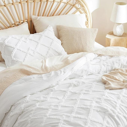 Bedsure Boho Comforter Set King - White Tufted King Size Comforter, 3 Pieces Farmhouse Shabby Chic Embroidery Bed Set, Soft Fluffy Geometric Pattern Bedding for All Seasons