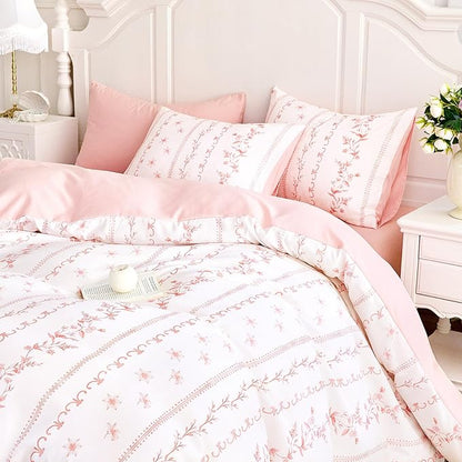 Wake In Cloud - Shabby Chic Comforter Set, Cottagecore Floral Romantic Charming Style with Botanical Stripe Pattern, Soft Lightweight Bedding, 3 Pieces, Pink White, Full Size