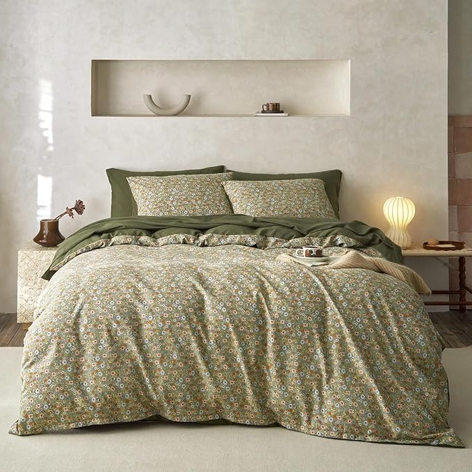 Wake In Cloud - Floral Comforter Set with Sheets, Cute Vintage Flower Cottagecore Aesthetic for Women Teen Girls, 7 Pieces Bed in a Bag, Olive Green, Full Size