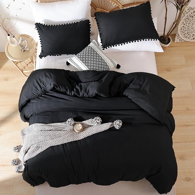 YIRDDEO Twin Comforter Set - Comforter Twin Size Bed with Ball Pom Fringe, Soft Bedding Set for All Seasons - 2 Pieces, 1 Comforter (66"x90") & 1 Pillow Sham(20"x26"), Black