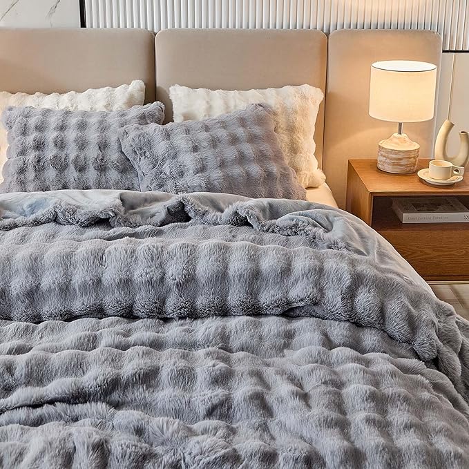 Twin Faux Rabbit Fur Comforter Set - 3 Pieces Fluffy Bedding Set Ultra Soft Warm Shaggy Winter Flannel Bed Set, Luxury Skin Friendly Sherpa Comforter Set & 2 Pillow Shams for Thanksgiving Light Gray