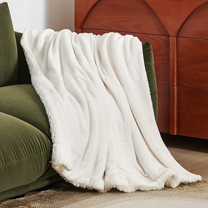 Bedsure GentleSoft Sherpa Fleece Throw Blanket for Couch - Thick and Warm Throw for Women and Men, Soft Fuzzy Plush Blanket for Winter, Non-Heated, Cream, 50x60 Inches
