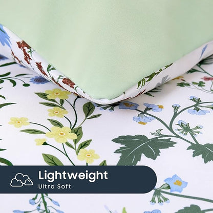 Wake In Cloud - Floral Comforter Set, Shabby Chic Cottage Garden Botanical Flower Style with Elegant Wildflower Pattern, Soft Lightweight Bedding, 3 Pieces, Multicolor Green, Full Size