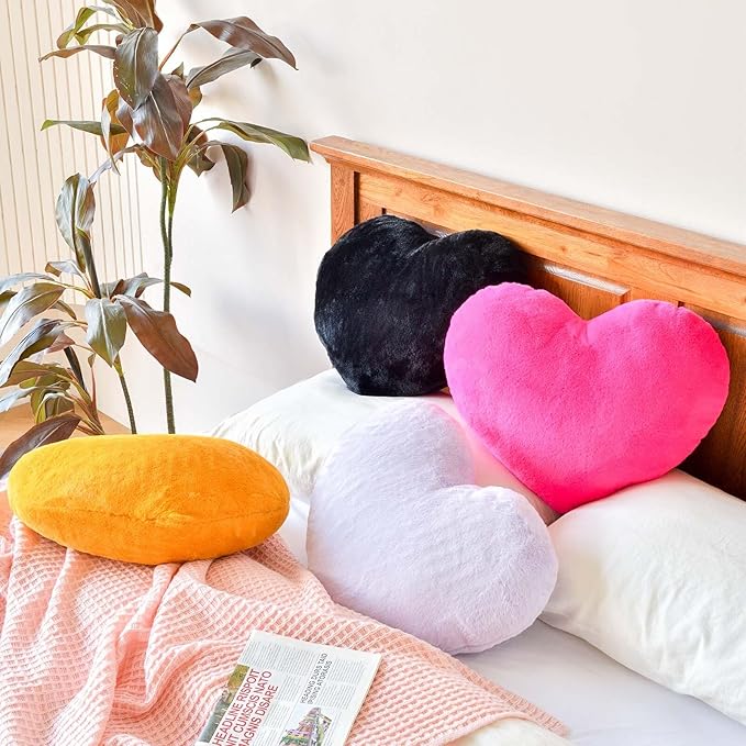 Lavender Heart Pillows, Cute Heart Decorative Pillow, Heart Shaped Throw Pillows for Bed, Faux Rabbit Fur Plush Hoom Decor Pillow Cushion for Chair Sofa Living Room (Large-19.6"x15.7")