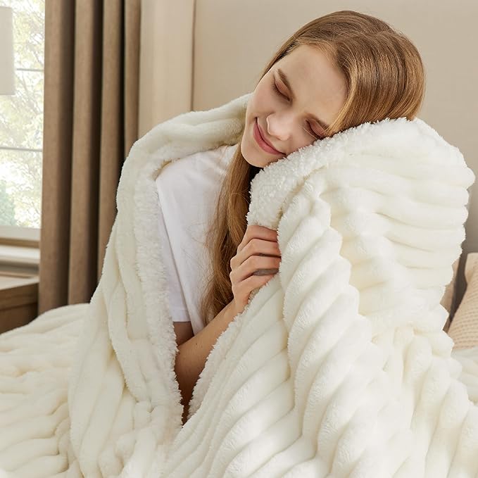 Bedsure Sherpa Blanket Twin Size for Couch - Super Soft, Cozy Fleece Thick Warm Blanket for Winter, GentleSoft Plush & Fluffy Christmas Throw Gift for Women, Home Room Decor, White, 60x80 Inches
