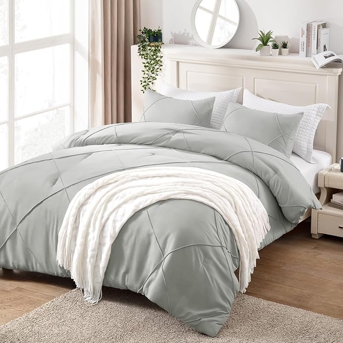 BYSURE 3 Pieces Queen Comforter Set(Grey), Lightweight Bedding Set with 2 Pillow Shams, Down Alternative Diamond Stitched Bedding Comforter for All Season