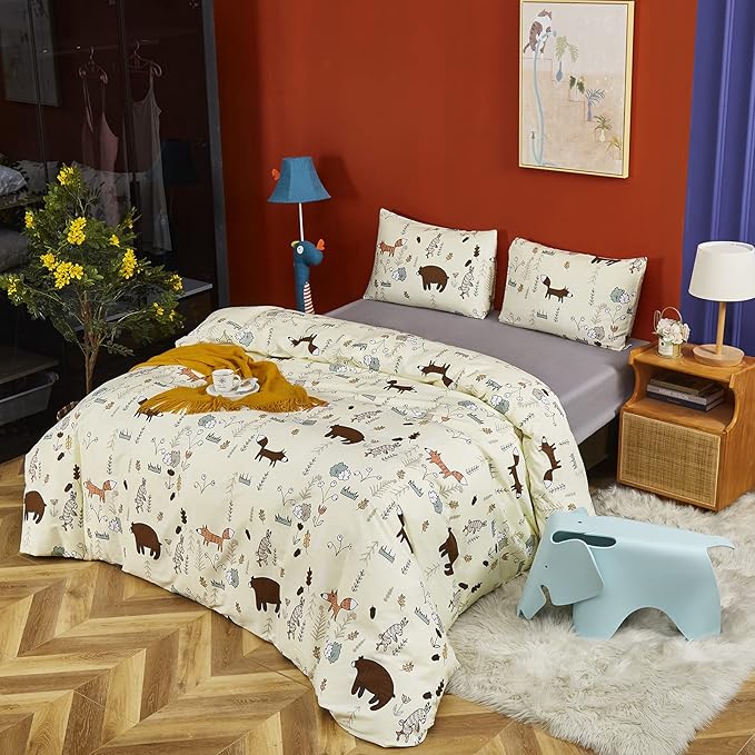 CLOTHKNOW Kids Queen Comforter Set Yellow Bedding Comforter Sets Animal Fox Woodland Forest Comforter with 2 x Pillow Cases