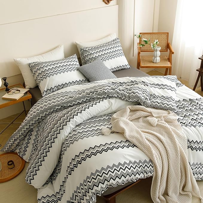 CLOTHKNOW Black White Full Size Comforter Sets 3Pcs Waves Striped Bedding Comforter Sets Black Grey White Farmhouse Comforter with 2 x Pillow Cases
