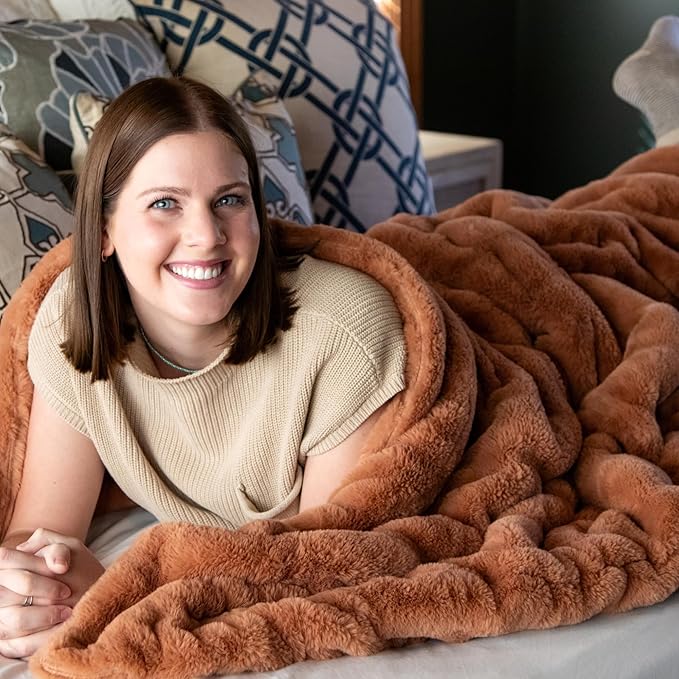 Minky Designs Copper Minky Blanket – Ultra Soft Faux Fur Throw Blanket for Couch, Bed & Home – Fluffy, Warm & Luxurious – Chic Collection (X-Large, 60x84)