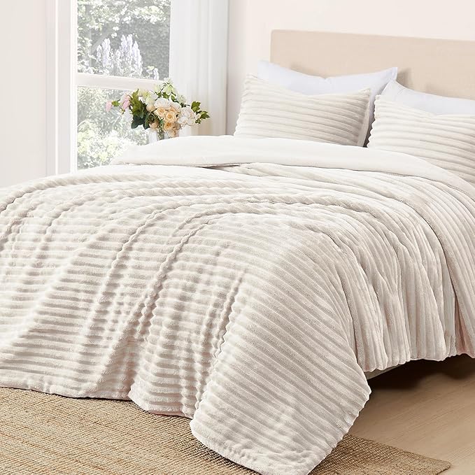 Geniospin King Size Comforter Set Ivory, Ultra-Soft Microplush Fleece Bedding Sets, Reversible 3-Piece Comforters Set for All Season, Warm & Cozy (Ivory, 102''x90'')