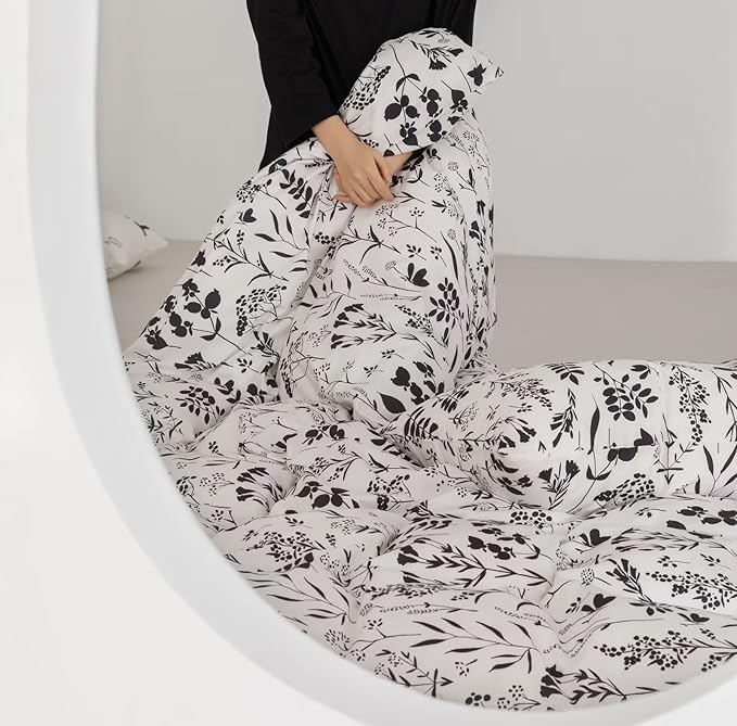 KAREVER Botanical Comforter Set Cal King White Black Floral Plant Bedding Comforter Girls Garden Pattern Printed White Blanket Rustic Leaf Blossom Women White Farmhouse Comforter California King