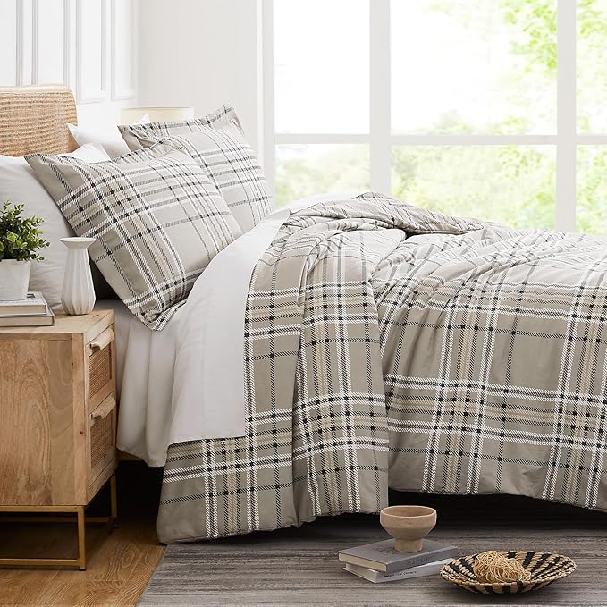 Southshore Fine Living, Inc. 3-Piece Full/Queen Comforter Set with 2 Pillow Shams, Premium Bedding Set, Oversized Down Alternative Lightweight, All Season Comforter Queen Size/Full, Mocha Beige Plaid
