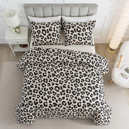 Caressma Safari Leopard Cheetah Print Comforter Set, Full Size 3 Pieces for All Seasons, Ultra Soft Microfiber, Untamed Wilderness Style Comforter with Pillowshams