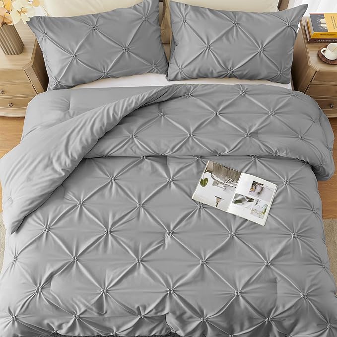 UNIKOME Queen Comforter Set Gray/Light Gray - Ultra Soft Boho Pintuck Down Alternative Bedding Set for All Seasons, 3 Pieces Lightweight Warm Pinch Pleat Bed Set with Comforter, 2 Pillowcases