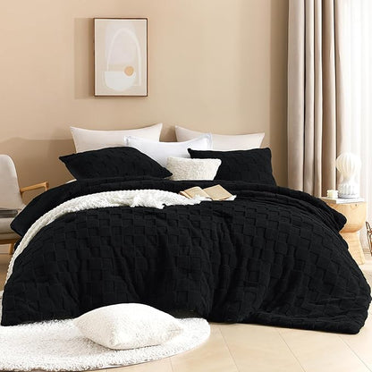 Litanika Fluffy Twin Size Comforter Set Black, 3 Pieces Warm Sherpa Fleece Winter Bedding Set, Jacquard Checkered Plush Fuzzy Bed Set(1 Comforter, 2 Pillowcases)