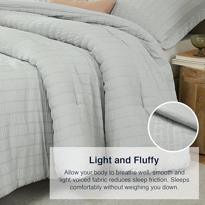 Light Grey King Comforter Set - 3 Pieces Seersucker Lightweight Bedding Comforter Sets (1 Soft Fluffy Comforter & 2 Pillowcases) - All Seasons Cozy Modern Bed Sets for Women Men