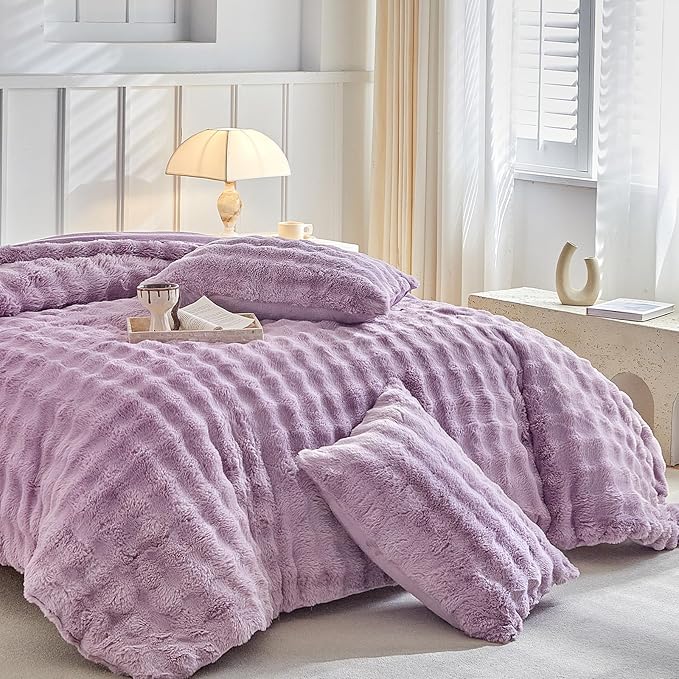 Tokokimo Faux Fur Comforter Set Queen Size, Ultra Soft Reversible Heavyweight Fluffy Queen Size Bedding, Extra Warm Winter Comforter with 2 Pillow Cases, All Season Fuzzy Comforter Set, Purple