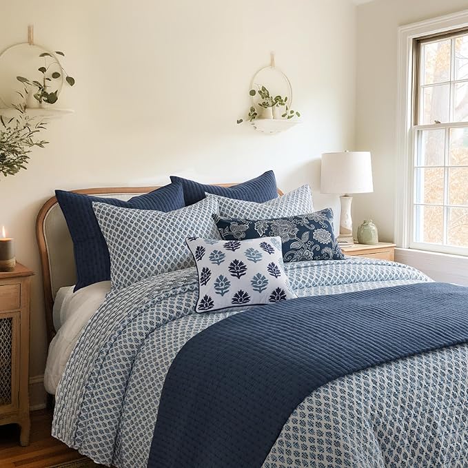 Levtex Home - Aditya Quilt Set - Full/Queen Quilt and Two Standard Shams - Medallion - Blue Navy and White - Quilt (88x92in.) and Shams (20x26in.) - Reversible - Cotton