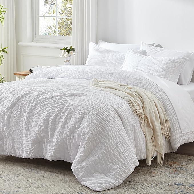 Zzlpp Queen Comforter Set 7 Pieces, White Seersucker Bed in a Bag with Comforter, Pillow Shams, Pillowcases, Flat Sheet, Fitted Sheet