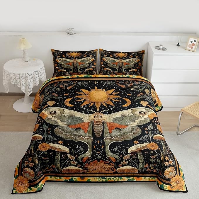 Erosebridal Mystical Luna Moth Twin Bedding Set, Halloween Moth Mushroom Comforter Set, Bohemia Floral Black Comforter for Teens Women Men for Boho Room Decor, Vintage Aesthetic Quilt