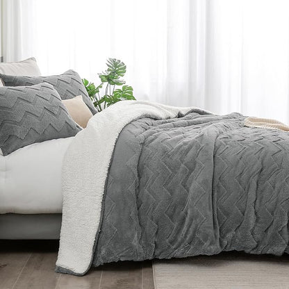 BEDELITE Fluffy Twin Comforter Set - Super Soft Sherpa Grey Comforter for Twin Size Bed, Luxury Warm Bedding Set for Winter, Fuzzy Bed Set 2 Piece (1 Comforter, 1 Pillowcase)