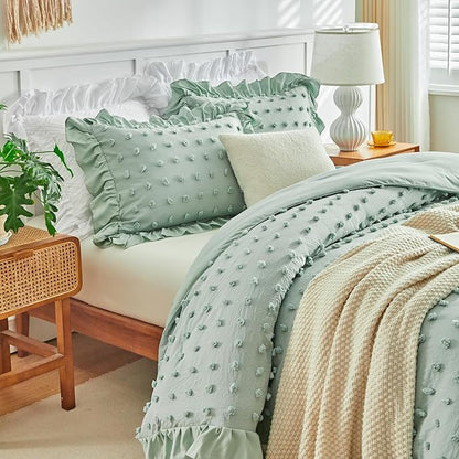 Flysheep Tufted Dots Ruffle Comforter Set Twin Size, 3 Pieces Green Vintage Farmhouse Shabby Chic Comforters, Jacquard Boho Bohemian Bedding Set for Kids (1 Ruffled Comforter+ 2 Pillow Shams)