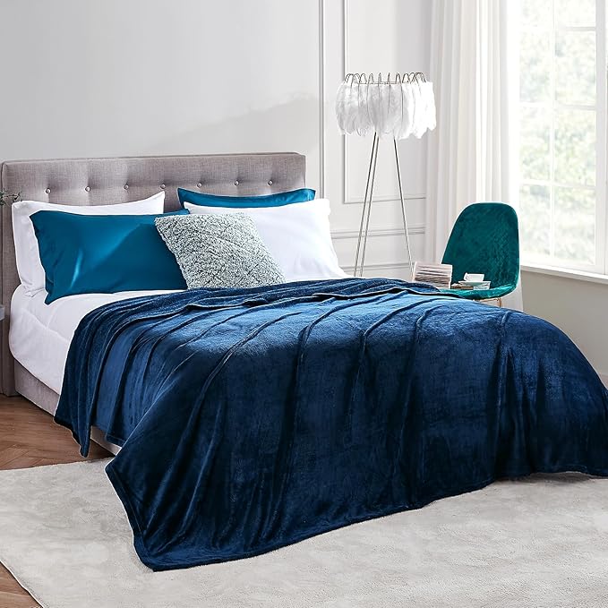 Hansleep Fleece Navy Throw Blanket, Super Soft Navy Blue Throw Blanket Flannel Fuzzy, Plush Cozy Blanket for All Seasons, Navy, Throw 50x60 Inches