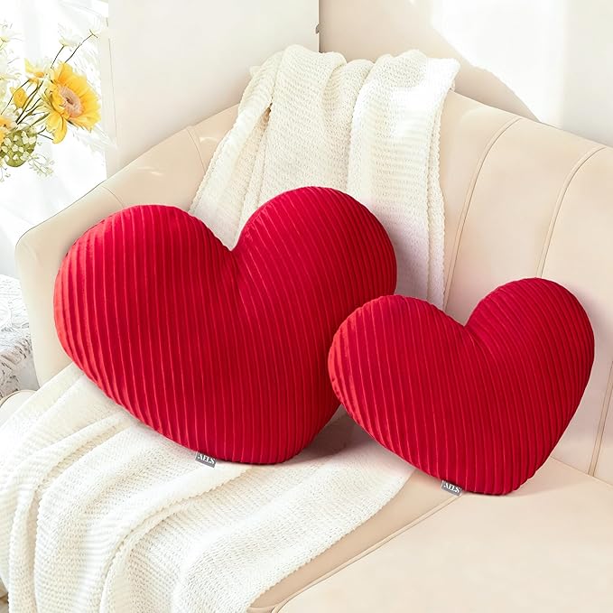 AELS Heart Shaped Pillow, Set of 2, Pleated Velvet Love Pillows, 20 & 16 Inches Decorative Throw Pillows, Valentines Day, Wedding, Living Room, Bedroom, Nursery Decor, Red