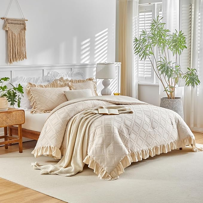 Flysheep Tufted Grids Ruffle Comforter Set King Size, 3 Pieces Beige Vintage Farmhouse Shabby Chic Comforters, Jacquard Boho Bohemian Bedding Set for All Season (1 Ruffled Comforter+ 2 Pillow Shams)
