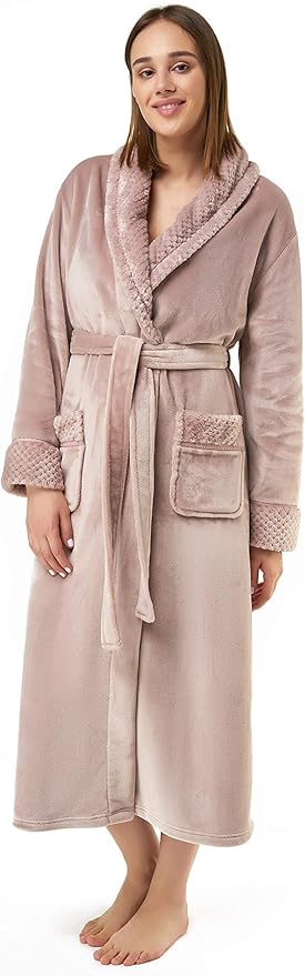Turquaz Oversize Premium Luxury Ultra Soft Warm Robes for Women Plush Fleece Bathrobe for Women with and Spacious Pockets
