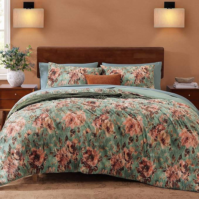 CASAAGUSTO King Comforter Set, 7 PCS Sage & Red Floral Comforter Set with Flowers Leaves Pattern, Soft Velvet Design for Winter King Size Bedding Set(102"X90")