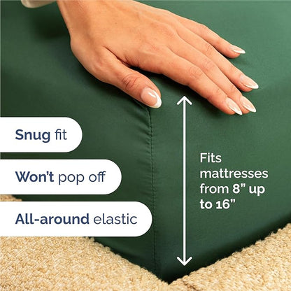 King Size 4 Piece Sheet Set - Comfy Breathable & Cooling Bed Sheets Set - Hotel Luxury Bedding for Women, Men, Kids & Teens - Deep Pockets, Easy-Fit, Soft and Wrinkle Free - Oeko-Tex - Emerald Green