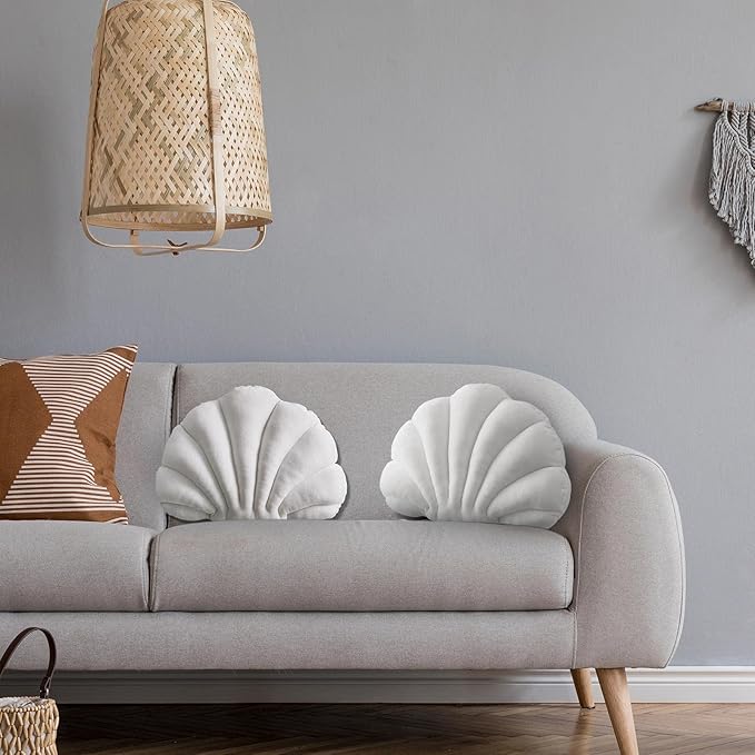 Marsui Pearl White Seashell Decorative Pillow, 13 Inch Shell Shaped Throw Pillow Gift 3D Insert Beach Soft Velvet Sea Ocean Mermaid Room Decoration Couch Bed Cute Cushions