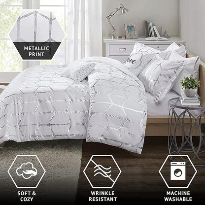 Intelligent Design Raina Full/Queen Comforter Set, Soft Microfiber, Modern Geometric Metallic Bed Set, 5 Pieces College Bedding with 2 Shams, 2 Toss Pillows White/Silver