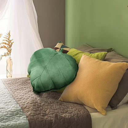 Yookeer 2 Pcs Leaf Shaped Throw Pillow 3D Leaves Plant Decorative Throw Pillows for Couch Living Room Bedroom Sofa Home Decoration, 16 x 16 Inch(Dark Green)