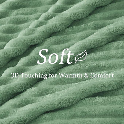 BEDELITE Fleece Throw Blanket for Couch - 300GSM Soft & Warm Fluffy Green Blanket, Decorative and Giftable Striped Blankets for Women, Men, 50"x60"