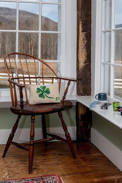 Chandler 4 Corners Artist-Designed Shamrock Hand-Hooked Wool Decorative Throw Pillow (8 in x 12 in) St Patrick's Pillow for Couches & Beds-Easy Care & Low Maintenance - St Patty's Day Irish Pillow