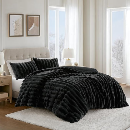 Madison Park Jasmine Queen Comforter Set, Luxurious Reversible Faux Fur Plush Ribbed Velvet Bedding, Fuzzy Thick Warm Winter Comforter, Super Soft Fluffy 3-Piece Set Black