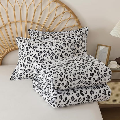 Caressma White Leopard Print Comforter Set, Twin Size 2 Pieces for All Seasons, Untamed Wilderness Style Comforter with Pillowshams, Ultra Soft Microfiber