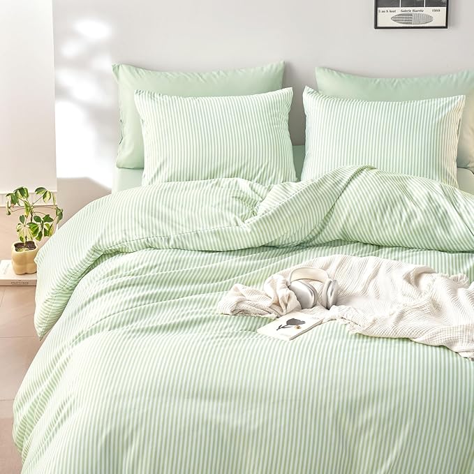 Wake In Cloud - Striped Comforter Set with Sheets, Ticking Stripe Vertical Pinstripe Neutral Farmhouse Pattern Printed, 5 Pieces Bed in a Bag, Sage Green White, Twin Size